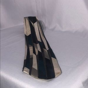 Frog Vintage necktie 100% silk made in Italy cream teal navy geometric print